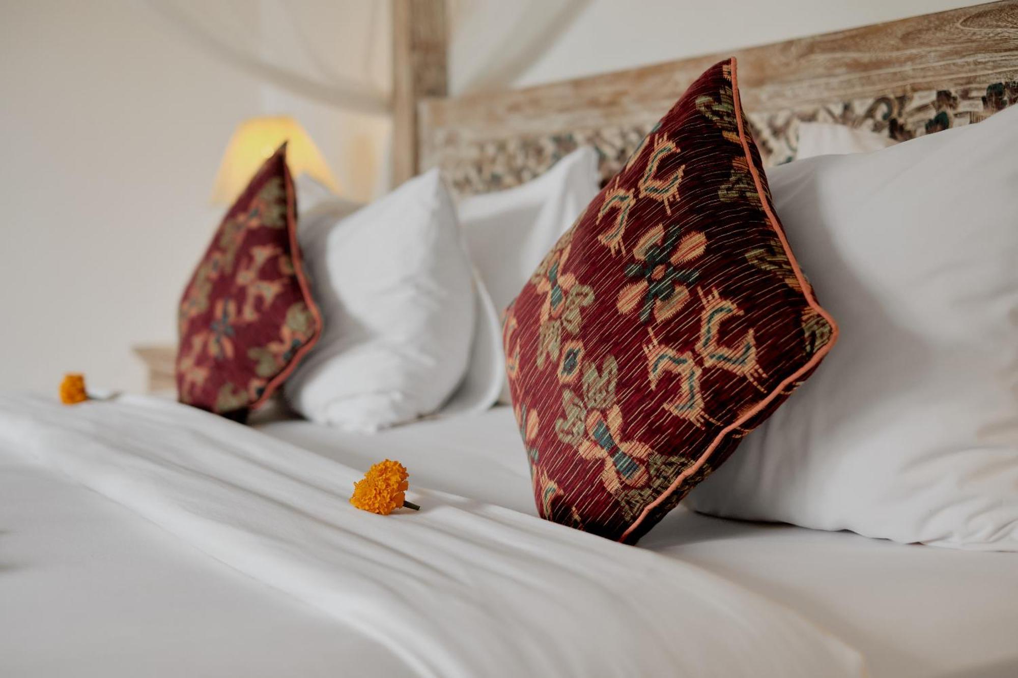 Pratiwi Ubud Villa Экстерьер фото
